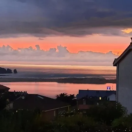 Duplex Con Vistas Al Mar Girasoles Mogro